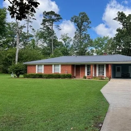 Buy this 3 bed house on 421 McMinn Cir in Louisville, Mississippi