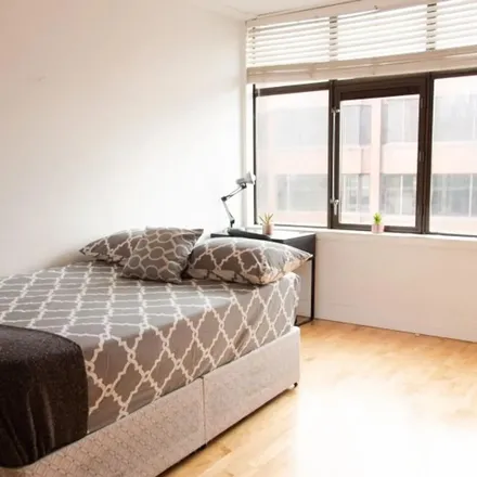 Rent this 1 bed apartment on Travelodge in 6-13 Chamber Street, London
