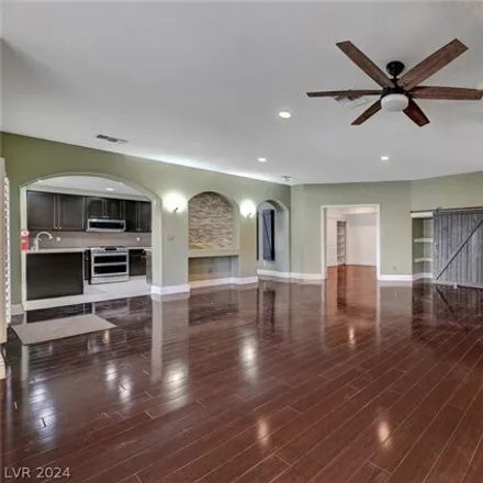 Image 9 - 5400 Harmony Green Drive, Las Vegas, NV 89149, USA - Condo for sale