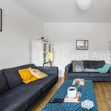 Rent this 4 bed townhouse on Walter Sickert Community Centre in Canonbury Crescent, London