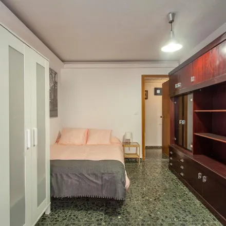 Rent this 5 bed apartment on Carrer de l’Orient in 46005 Valencia, Spain