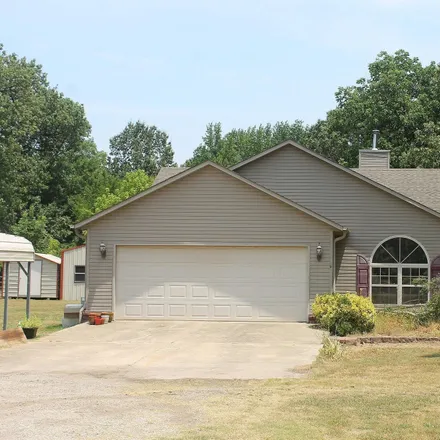 Buy this 3 bed house on 721 McPhearson Lane in Paragould, AR 72450