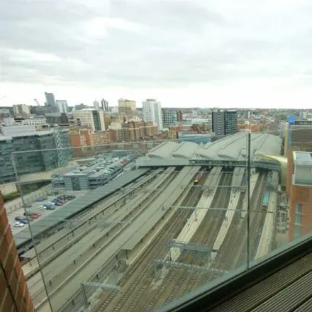 Image 5 - CDS UK, Canal Wharf, Leeds, LS11 5PS, United Kingdom - Room for rent