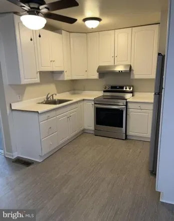 Rent this 1 bed apartment on Locals Coffee & Eatery in Willow Grove Avenue, Springfield Township