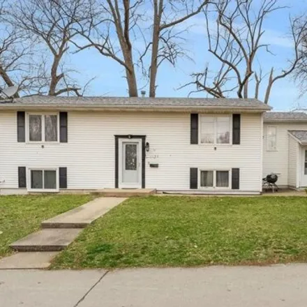 Buy this 3 bed house on 2418 11th Avenue C in Moline, IL 61265