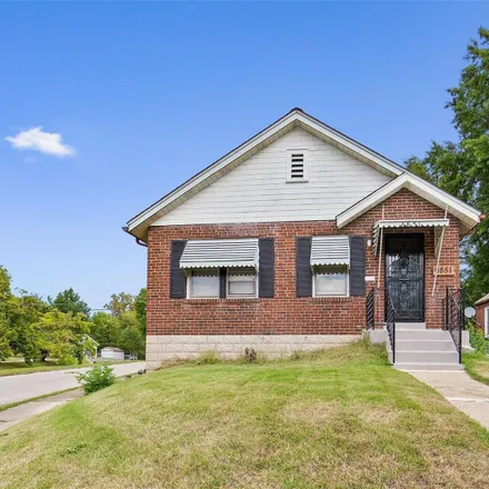 Buy this 2 bed house on 6851 Raymond Avenue in University City, MO 63130