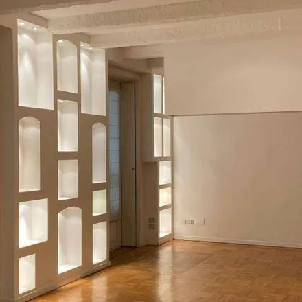 Rent this 5 bed apartment on Brasserie Da Lorenzo in Via San Giovanni sul Muro, 5