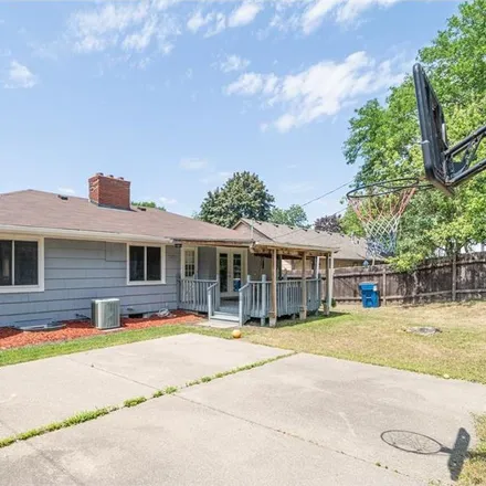 Image 3 - 1244 Delaware Avenue, West St. Paul, MN 55118, USA - House for sale