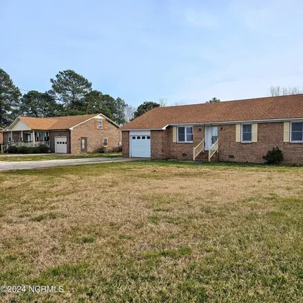 Buy this 3 bed house on 1043 Simpson Ditch Road in Pasquotank County, NC 27909