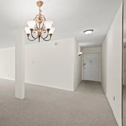 Image 2 - 2700 Bellefontaine St Apt A34, Houston, Texas, 77025 - Condo for sale