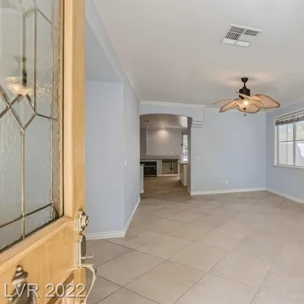 Image 4 - 2295 Chestnut Bluffs Avenue, Henderson, NV 89052, USA - House for sale