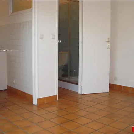 Rent this 1 bed apartment on Montereau-Fault-Yonne in Seine-et-Marne, France