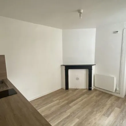 Rent this 1 bed apartment on 8 Avenue des Lilas in 59130 Lambersart, France