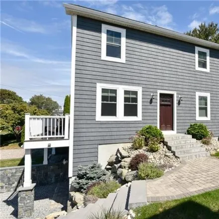 Image 3 - 46 Bayberry Rd, Narragansett, Rhode Island, 02882 - House for rent