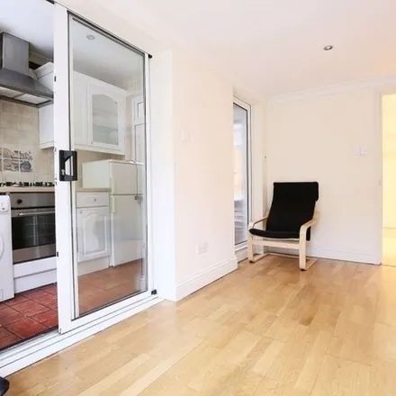 Rent this 1 bed apartment on 22 Buckland Crescent in London, NW3 5DX
