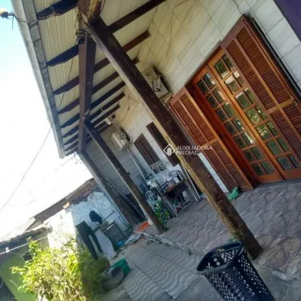 Buy this 3 bed house on Rua Doutor Olavo Fernandes in Estância Velha, Canoas - RS