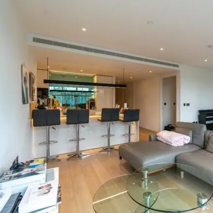 Image 2 - Lincoln, Fountain Park Way, London, W12 7NP, United Kingdom - Room for rent