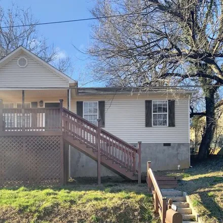 Buy this 3 bed house on 2659 Nichols Avenue in Knoxville, TN 37917