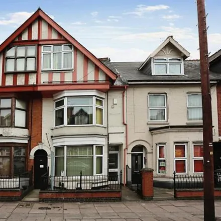 Buy this 5 bed townhouse on Osmaston Road in Leicester, LE5 5JL