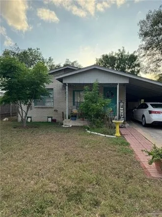 Buy this 3 bed house on 929 South 5th Avenue in Wood Colonia, Edinburg