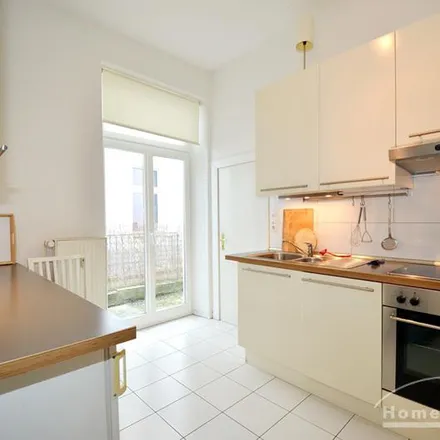 Rent this 2 bed apartment on Roonstraße 20 in 20253 Hamburg, Germany