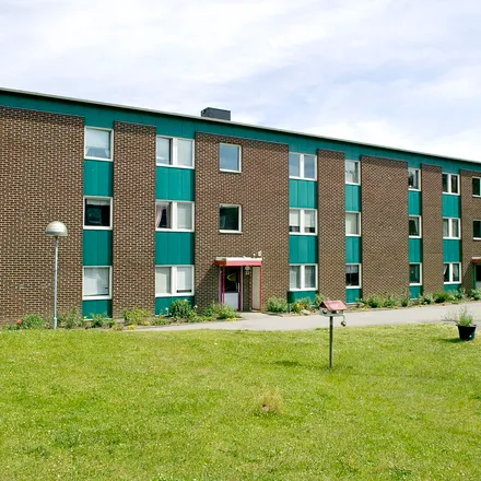 Rent this 3 bed apartment on Påskliljegatan 33 in 216 25 Malmo, Sweden