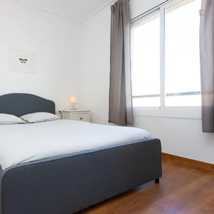 Image 1 - Carrer d'Alfambra, 14, 08034 Barcelona, Spain - Apartment for rent