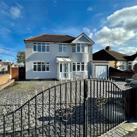 Buy this 7 bed house on 32a Lyndon Avenue in London, DA15 8RN
