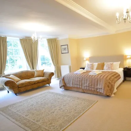 Rent this 8 bed townhouse on Henstead with Hulver Street in NR34 7LD, United Kingdom