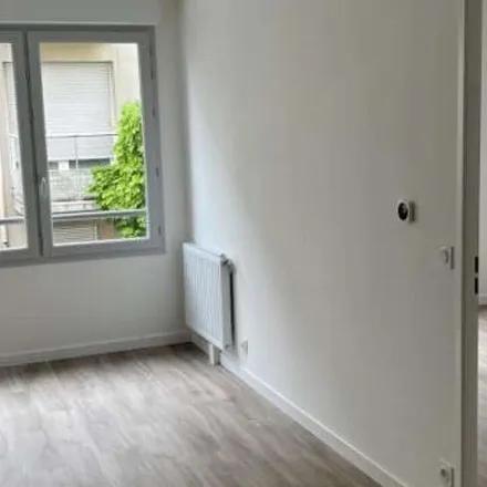 Rent this 2 bed apartment on Paul Bert in Rue Henri Barbusse, 93370 Montfermeil