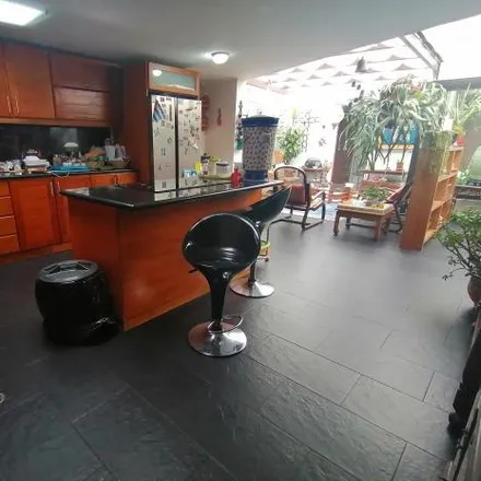 Buy this 5 bed house on Oe6 in 170104, Quito