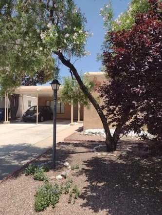 Image 3 - 1746 Hoffman Drive Northeast, Albuquerque, NM 87110, USA - House for sale