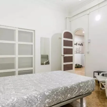 Rent this 1 bed apartment on Gran Via del Marqués del Túria in 22, 46005 Valencia