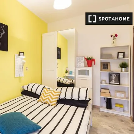 Rent this 6 bed room on Via Giovanni Cagliero in 21, 20125 Milan MI