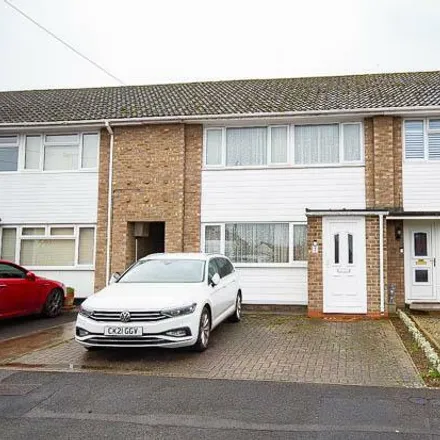 Buy this 3 bed townhouse on 26 Cumberland Crescent in Cheltenham, GL51 8AL