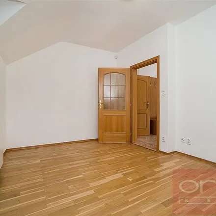 Image 5 - Novosuchdolská 410/24, 165 00 Prague, Czechia - Apartment for rent