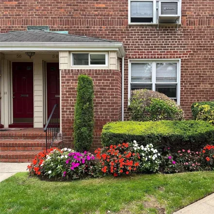 Buy this 2 bed condo on 50 Edwards Street in Village of Roslyn, North Hempstead