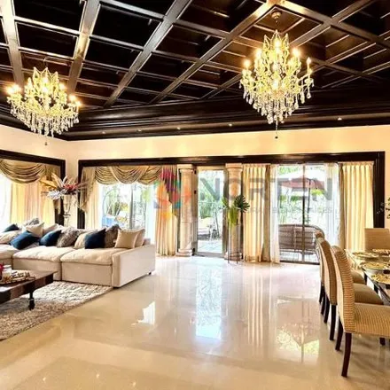 Rent this 4 bed house on Avenida Paraíso in Isla Dorada, 75500 Cancún