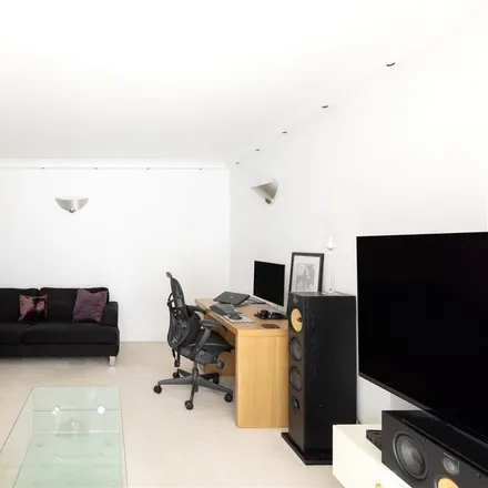 Image 9 - 20 Abbey Road, London, NW8 9AA, United Kingdom - Apartment for rent