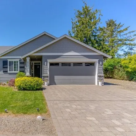 Buy this 3 bed house on Southeast Oar Drive in Lincoln City, OR 97367