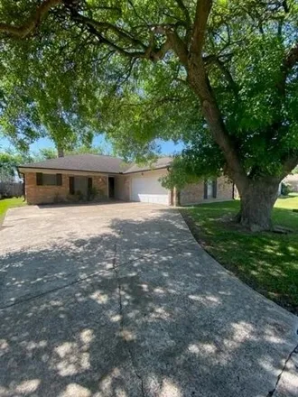 Rent this 3 bed house on 12050 Binghamton in Houston, TX 77089