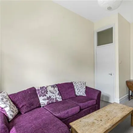 Image 2 - Bikehangar 098, Mayflower Road, Stockwell Park, London, SW9 9JZ, United Kingdom - Apartment for rent