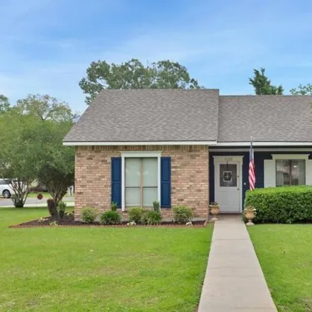 Buy this 3 bed house on 38051 Duplessis Road in Prairieville, LA 70769