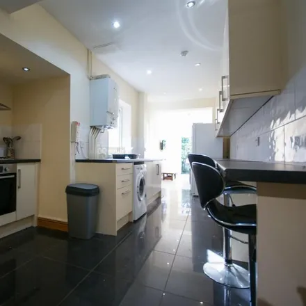 Rent this 6 bed townhouse on 29 Coronation Road in Selly Oak, B29 7DE