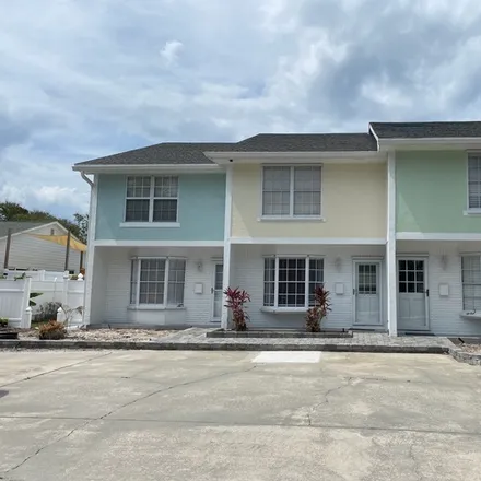 Rent this 2 bed townhouse on 927 Bahia Mar Rd