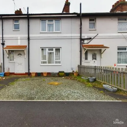 Buy this 3 bed townhouse on Gervase Street in Scunthorpe, DN15 7QB