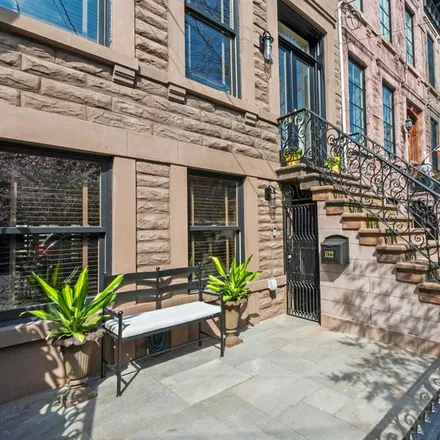 Buy this 5 bed house on 1122 Park Avenue In Hoboken