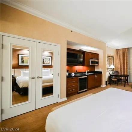 Image 9 - MGM Grand, MGM Road, Paradise, NV 89158, USA - House for sale