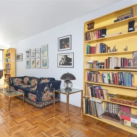 Buy this studio apartment on 301 EAST 22ND STREET 4K in Gramercy Park