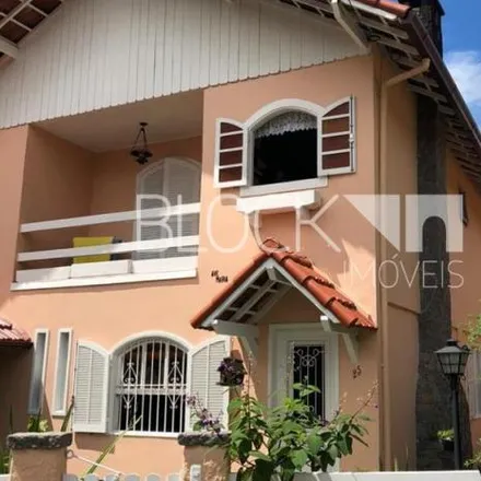 Buy this 5 bed house on Rua Orlando de Souza in Siméria, Petrópolis - RJ